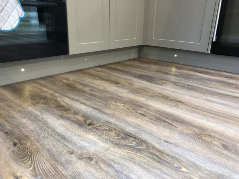 WOODLINE PARKETI, Obrt za uslužne djelatnosti, vl. Darian Žigrović, PVC, vinil podovi
